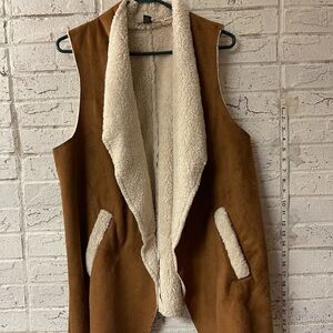 French Laundry Faux Suede Faux Sherpa Lined Sleeveless Open Front Vest Size L